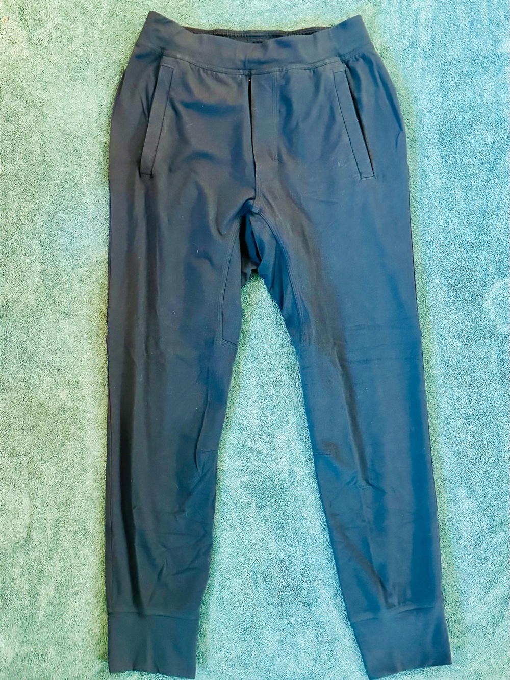 Lululemon Men’s Navy Blue Performance Jogger Pants Medium 30x30.5